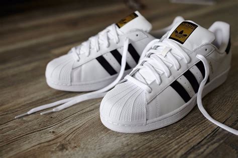 porque adidas no trae las superstars a argentina